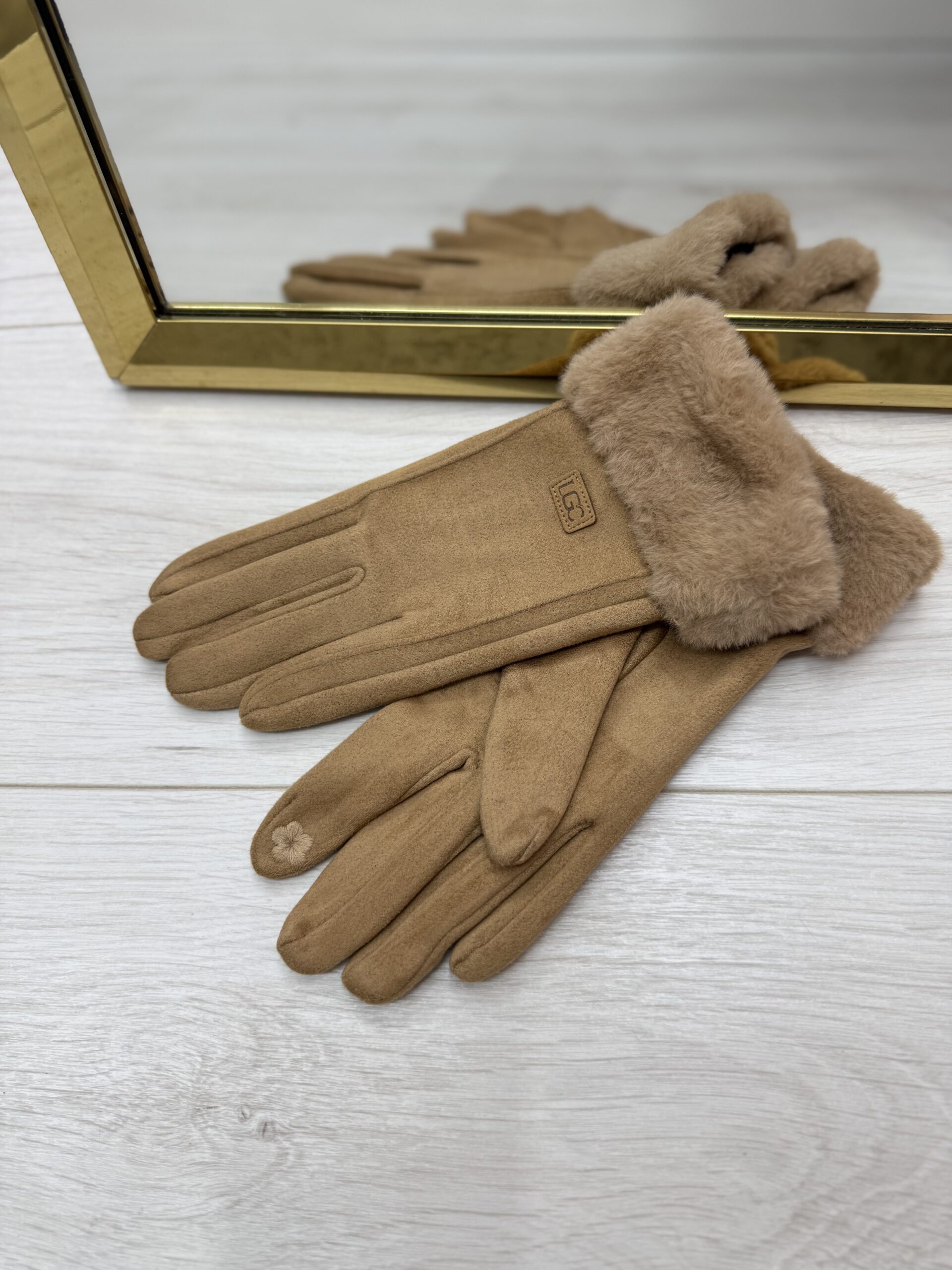 Rękawiczki z ozdobnym futerkiem camel