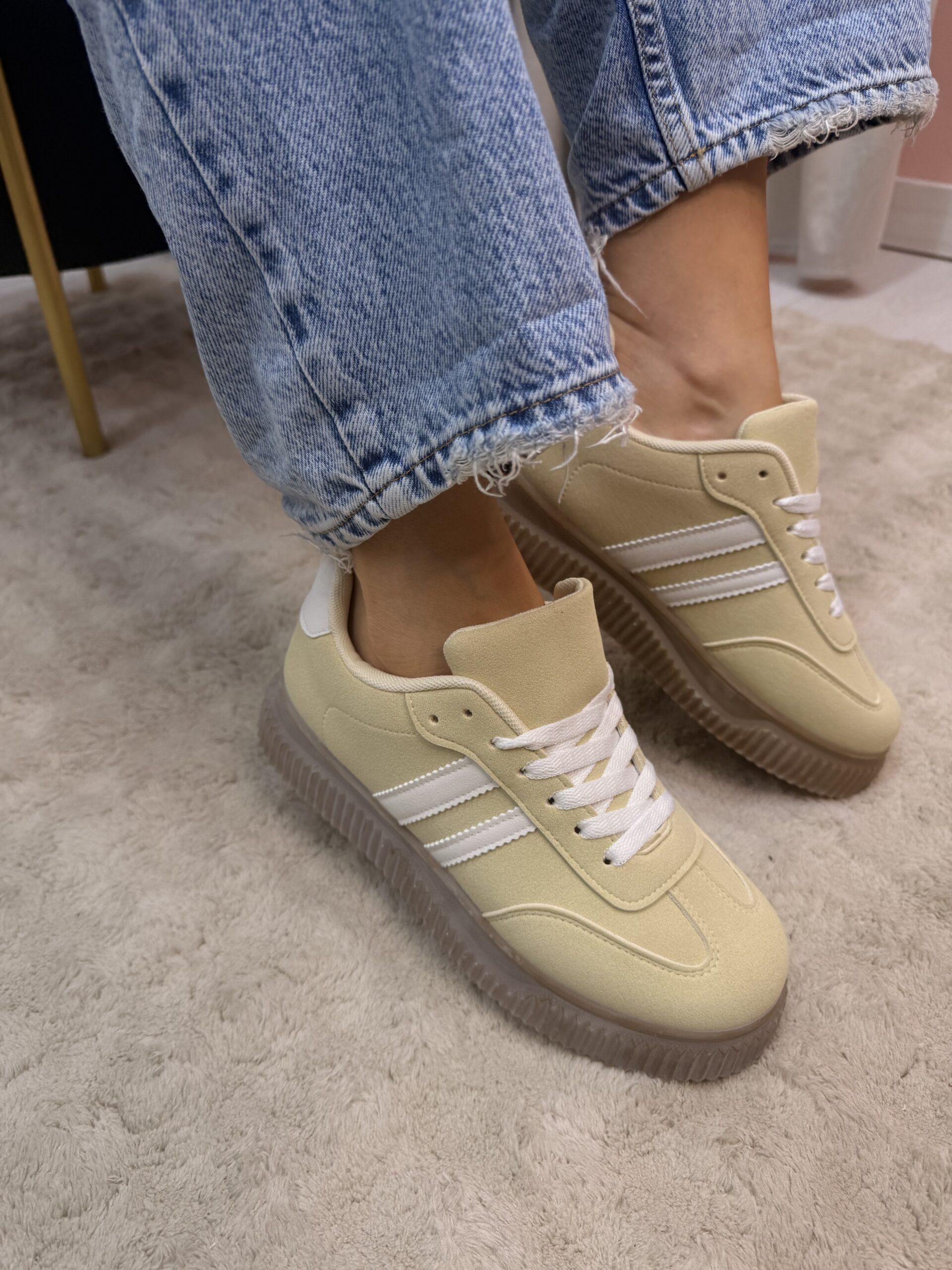 Sneakersy Zamszowe kanarkowe