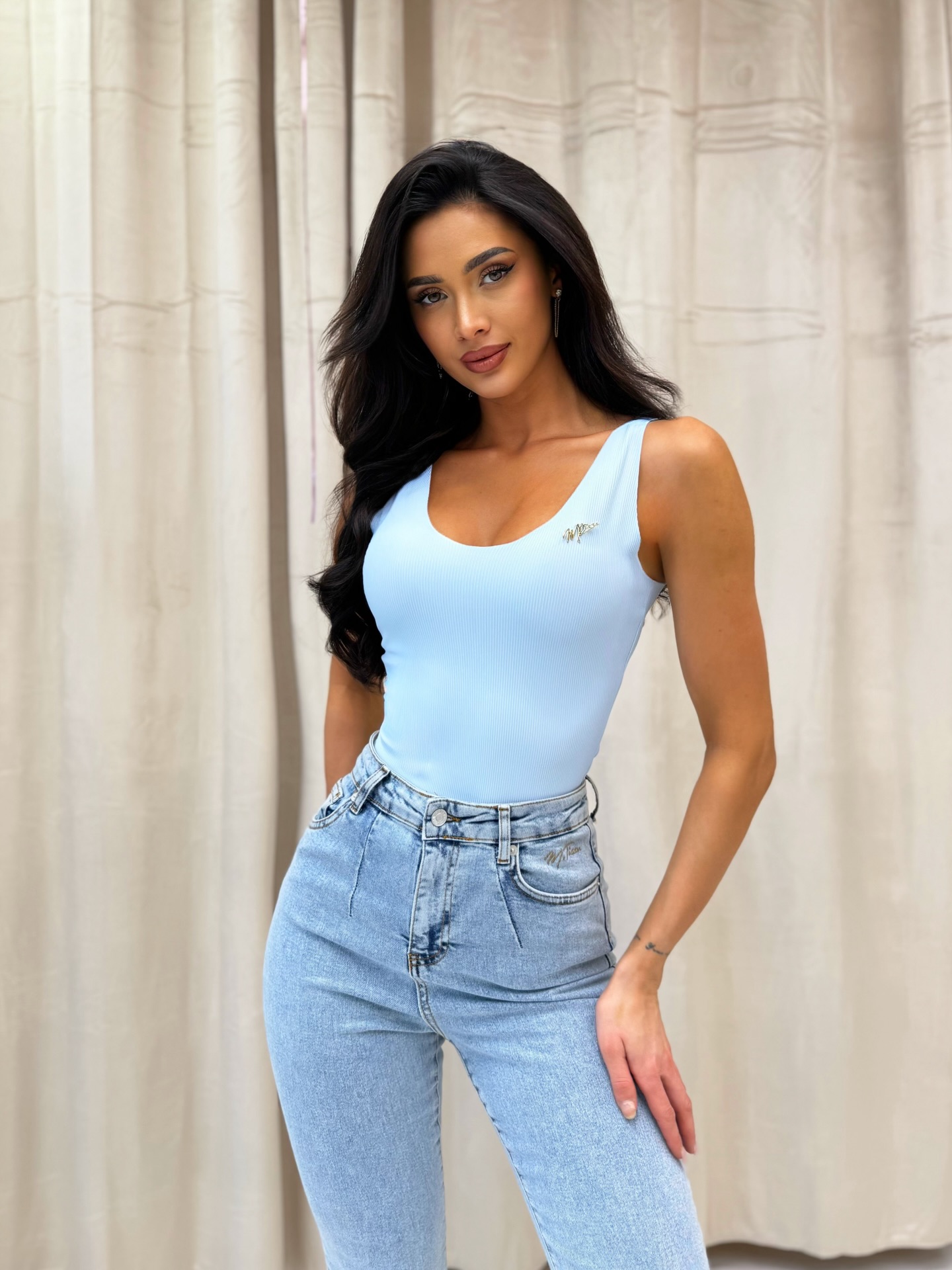 Body M.Tissu FLAWLESS baby blue