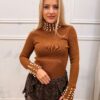Sweter PEARLS półgolf brązowy